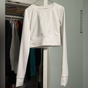 One Musesonly long sleeve crop top